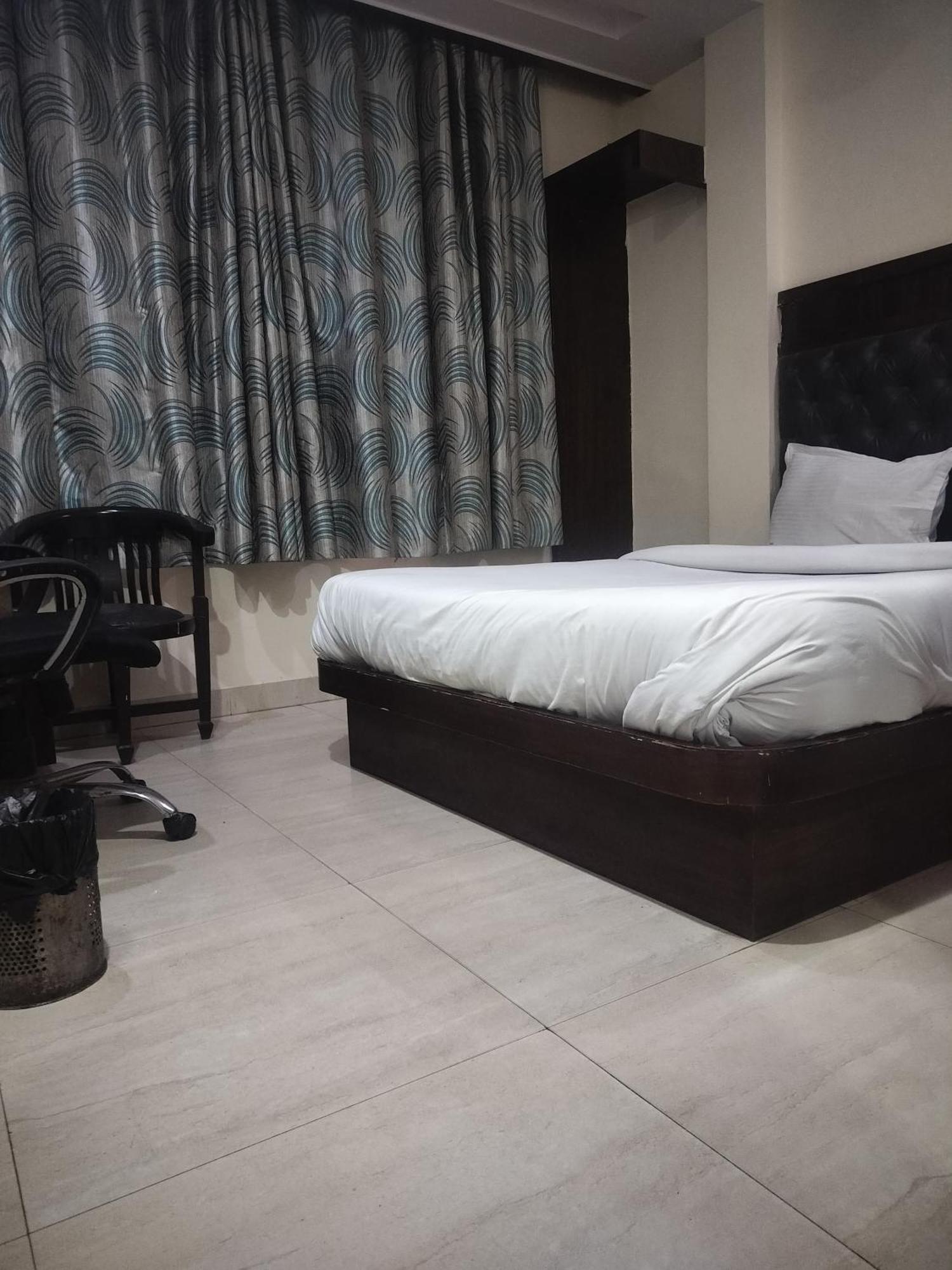 Hotel India Continental Delhi Kültér fotó
