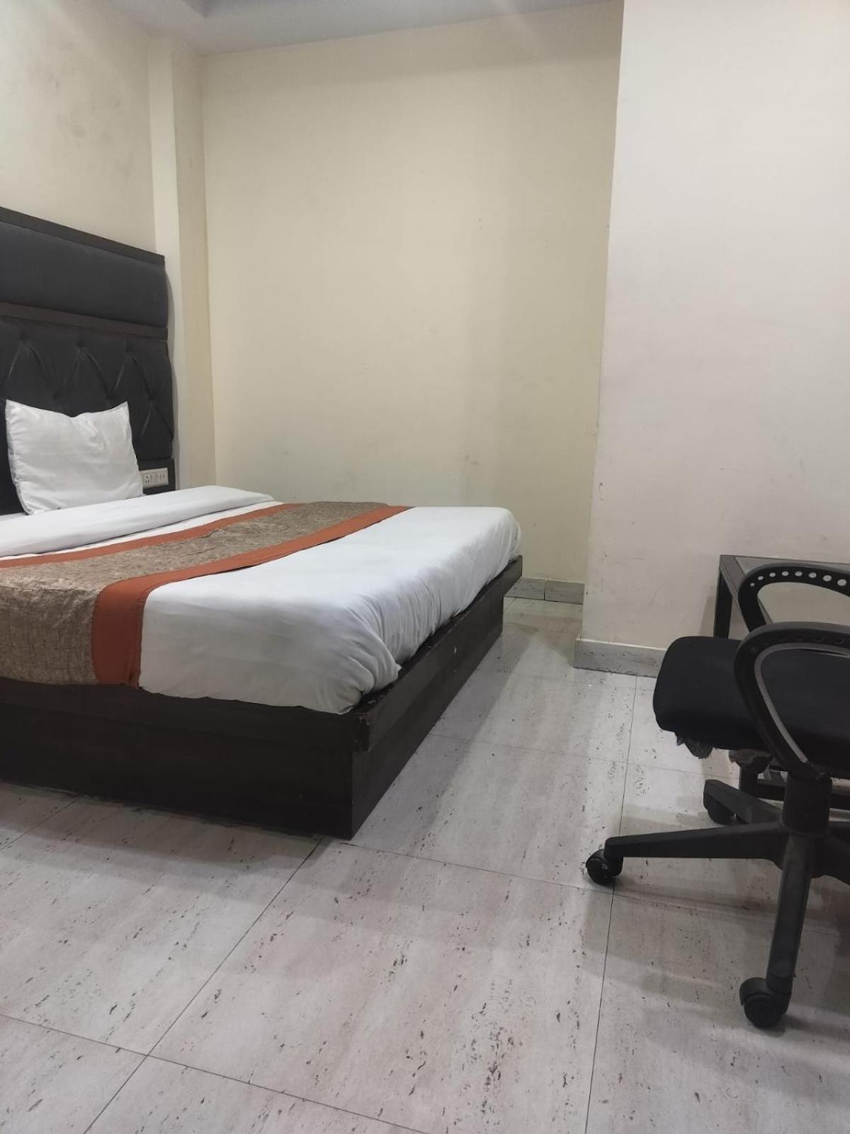 Hotel India Continental Delhi Kültér fotó